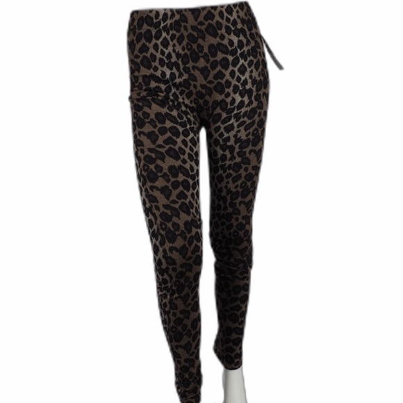 Signature Studio Pants - NWT SignatureStudio XL leopard leggings thick